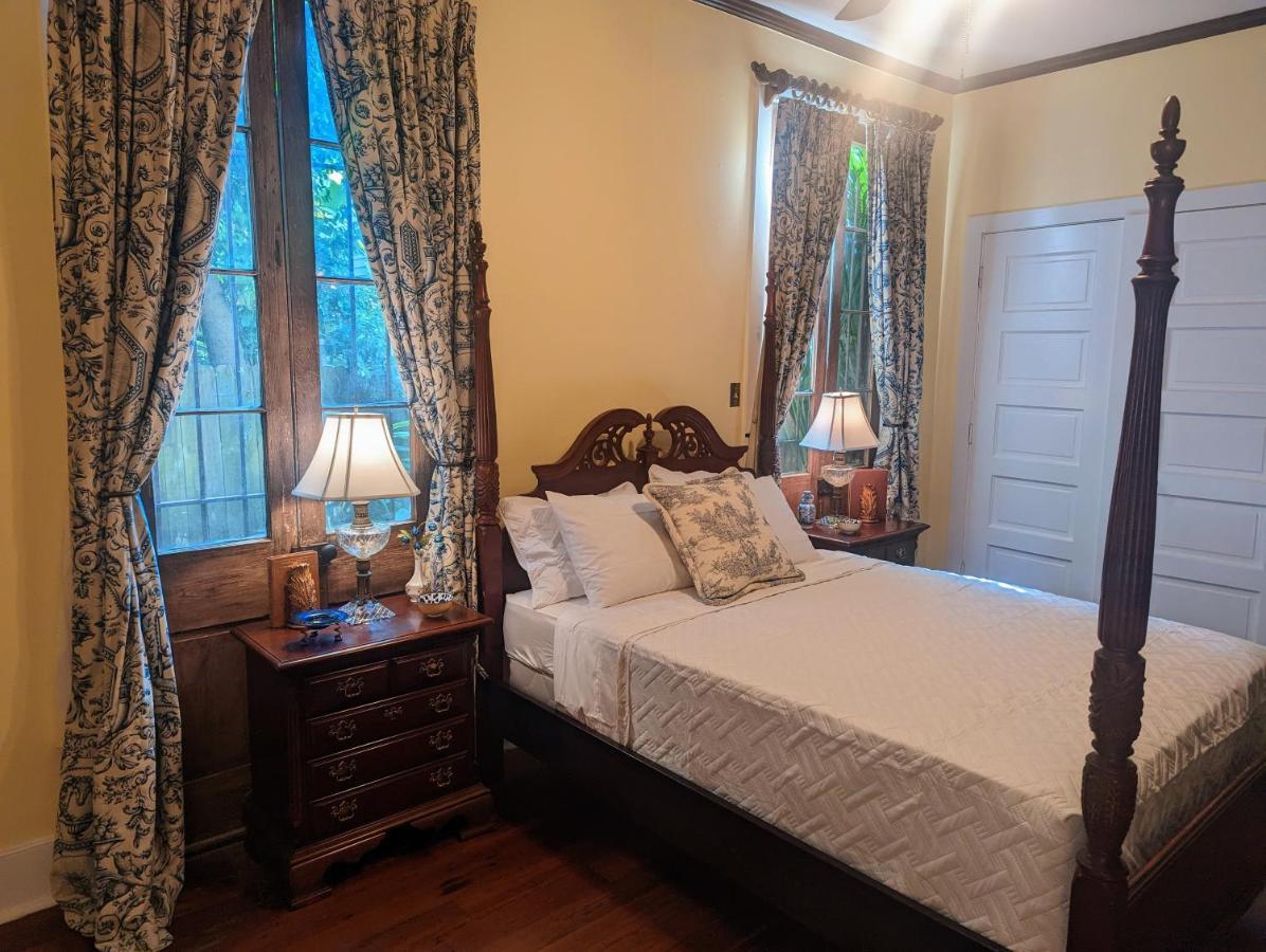 Villas De Frenchmen New Orleans Esterno foto